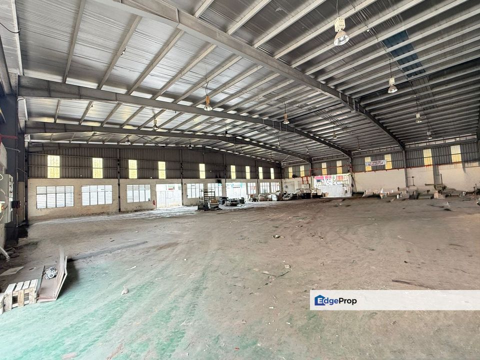 Warehouse Facing Mainroad For RENT Melaka Batu Berendam, Melaka, Cheng