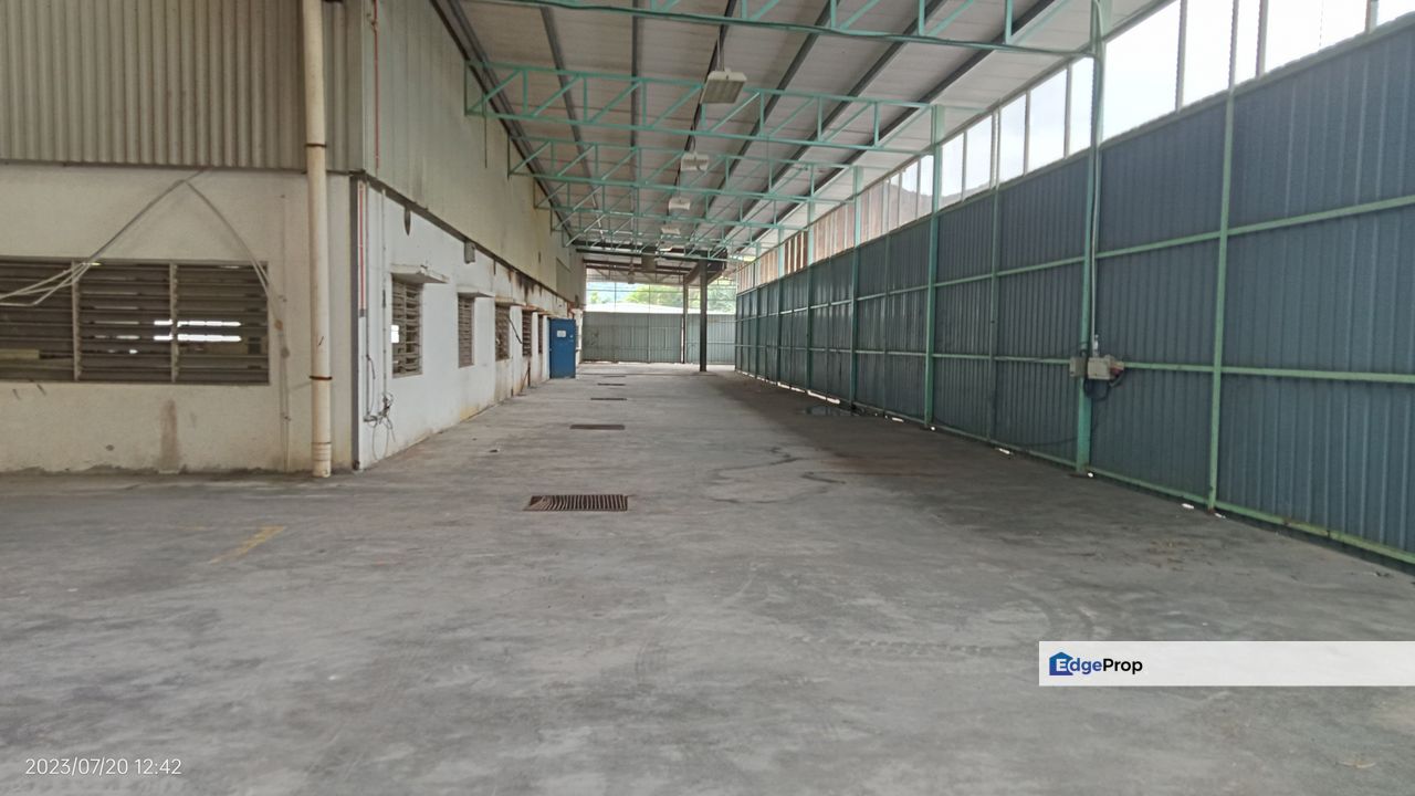 Warehouse Facing Mainroad For RENT Melaka Batu Berendam, Melaka, Cheng