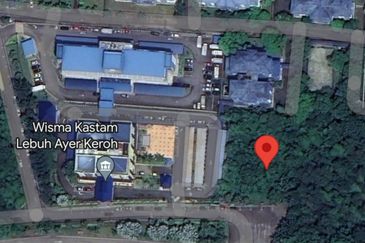 Ayer Keroh Petrol Station Land 