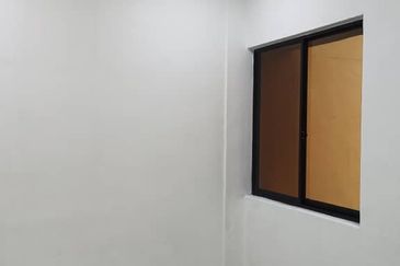 Lily & Jasmine Apartment