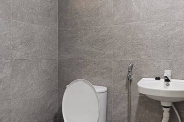 Lily & Jasmine Apartment