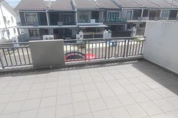 Meridin East The Greenway & The Eden