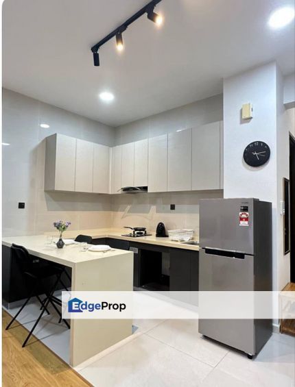bay point studio, Johor, Johor Bahru