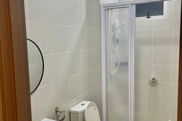 Meridin Bayvue Apartment