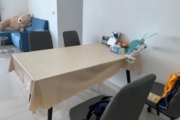 Meridin Bayvue Apartment