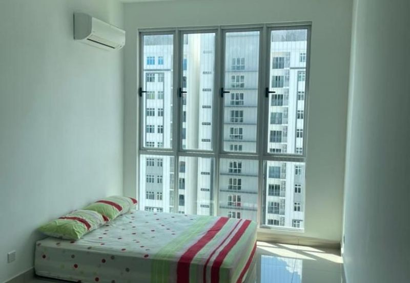 Meridin Bayvue Apartment