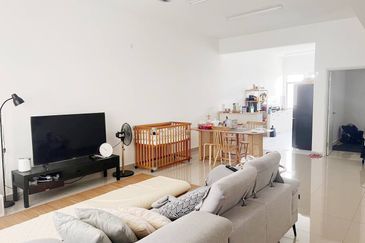 Erica @ Meridin East