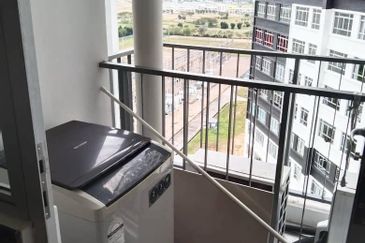 Midas Perling Apartment