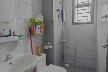 SKS Habitat Apartment, Larkin