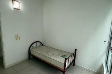 Dedaun Hijau (Greenfield Regency)