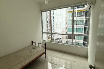 Dedaun Hijau (Greenfield Regency)