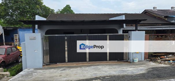 Taman Johor  Single terrace end lot, Johor, Johor Bahru