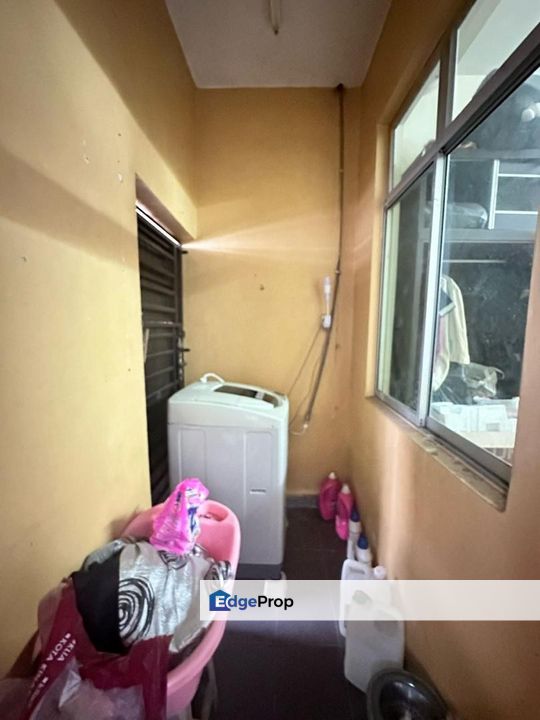 taman kemaps indah single storey, Johor, Johor Bahru