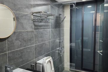 Almas @ Puteri Harbour