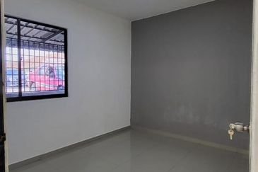 Flat Bandar Selesa Jaya @ Jalan Silat Lincah