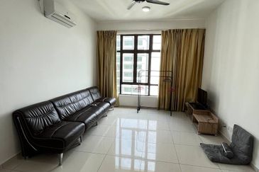 D'Summit Residences @ Kempas Utama