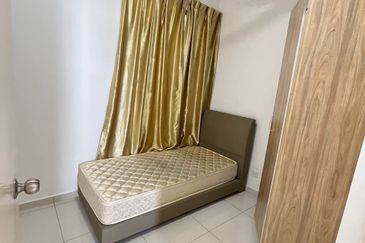 D'Summit Residences @ Kempas Utama