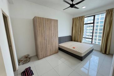 D'Summit Residences @ Kempas Utama