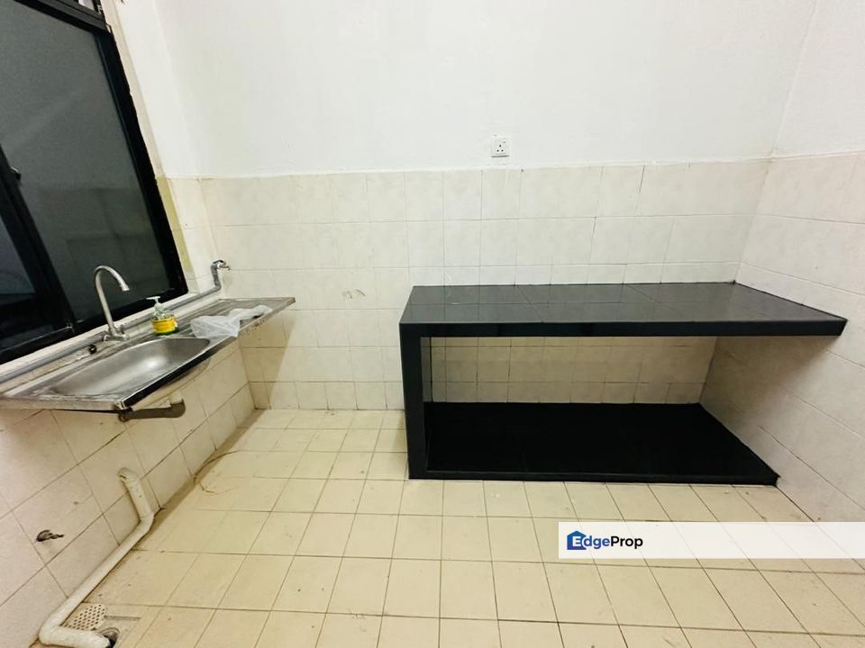 Jalan Sri Perkasa @ Tampoi  4 beds 3 baths Double Storey, Johor, Tampoi