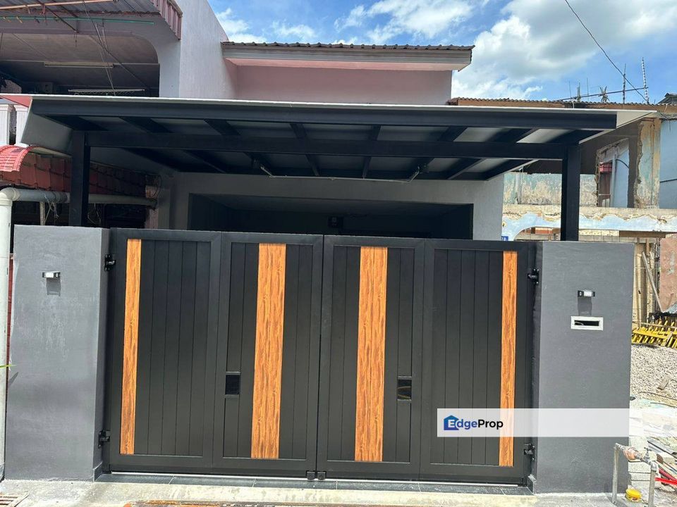  Jalan Cempaka 4 Taman Plentong Baru* Low Cost Luxury Double Storey House For SALE!! , Johor, Masai