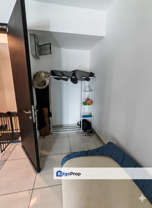 almas suites , Johor, Kota Iskandar