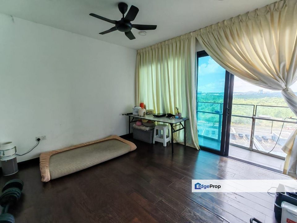 almas suites , Johor, Kota Iskandar