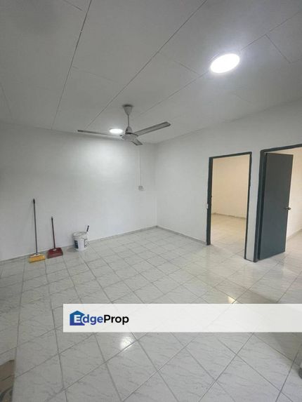 Selesa jaya Flat @ jalan silat goyang, Johor, Skudai