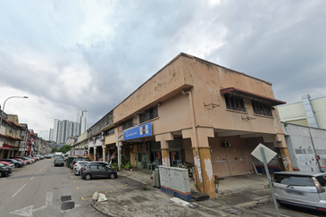 Kepong Entreprenurs Park Commercial 1. 5 Storey Shop Lot For Sale