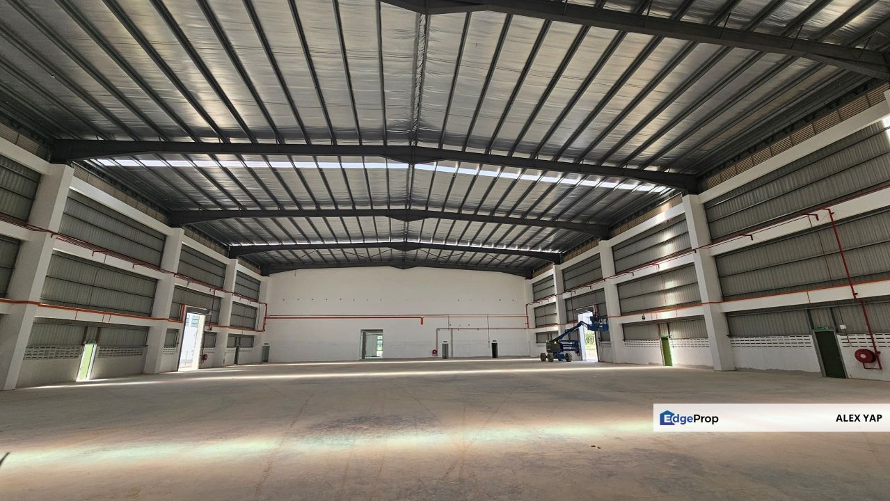 Compass @ Kota Seri Langat , Banting for Sale @RM12,900,000 By ALEX YAP ...