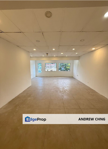 1st Floor Office Unit for Rent – Bukit Sentosa, Rawang, Selangor, Rawang