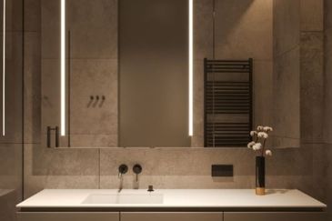 Walk to LRT MRT KTM | Just a stone throw away to Mid Valley | Free 2 side by side carparks | Rental Cover Installment