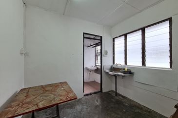 Flat Taman Ungku Tun Aminah