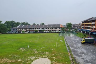 Flat Taman Ungku Tun Aminah