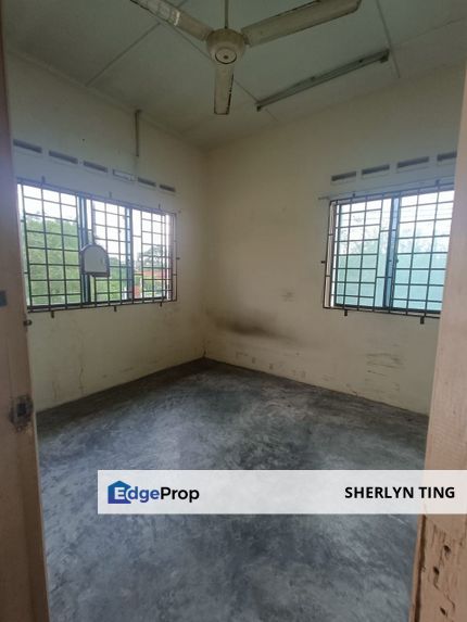 Skudai Taman Ungku Tun Aminah Corner Lot with Big Land, Johor, Skudai