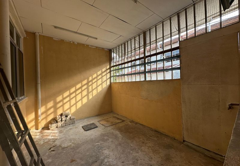 TAMAN LEMBAH IMPIANA