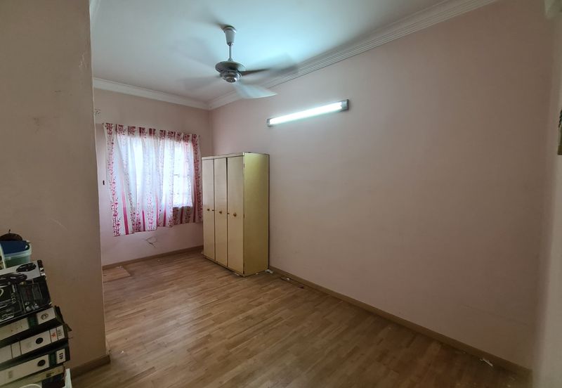 Lorong Sintar Indah 1