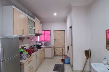 Lorong Sintar Indah 1