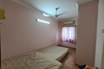 Lorong Sintar Indah 1