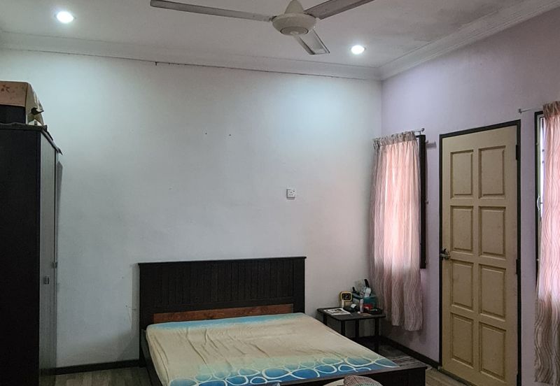 Lorong Sintar Indah 1