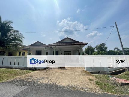 Rumah Banglo Satu Tingkat Di Kampung Seberang Bukit Payung, Terengganu, Marang