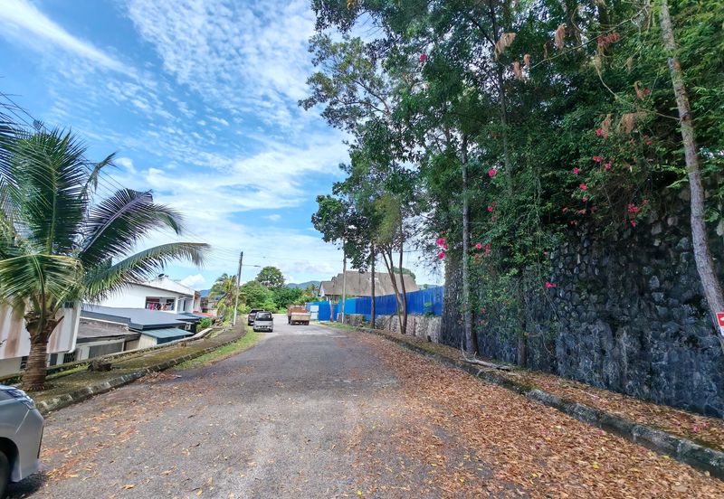 Seremban Land for Sale, Large tophill, Freehold