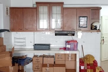 Golden Hills Resort (Amber Court)