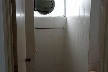 Golden Hills Resort (Amber Court)