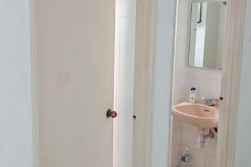 Golden Hills Resort (Amber Court)