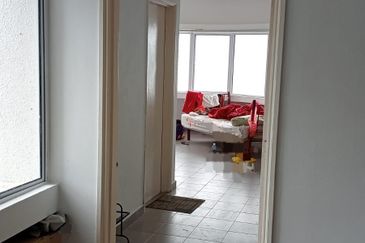 Golden Hills Resort (Amber Court)