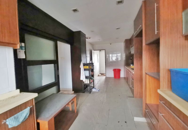 2 Storey Corner Bungalow @Taman OUG, community Guarded area, Chinese Area