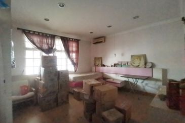 2 Storey Corner Bungalow @Taman OUG, community Guarded area, Chinese Area