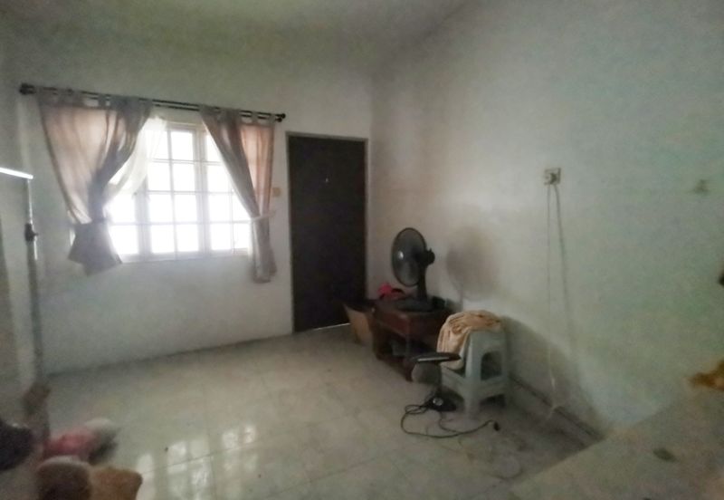 2 Storey Corner Bungalow @Taman OUG, community Guarded area, Chinese Area