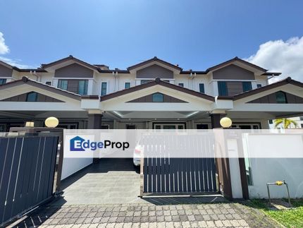 Taman Tasik Indah Double Storey Terrace House, Johor, Kluang
