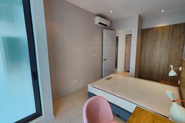 The Elysia Park Residence